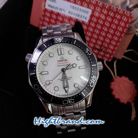 Omega Seamaster Ceramic White Dial 42mm Replica Watch 04